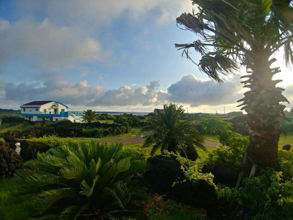 Hotel Amor Jeju Exteriör bild