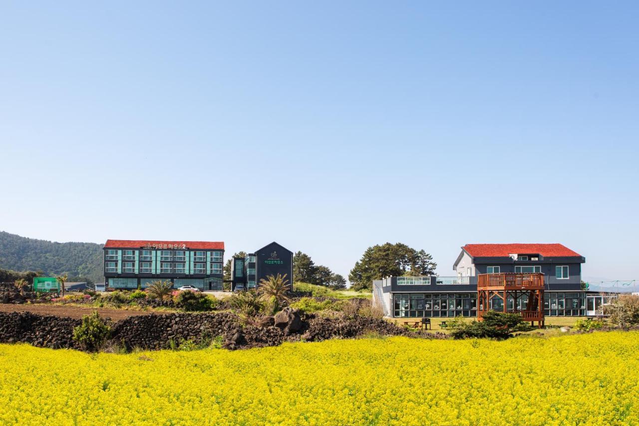 Hotel Amor Jeju Exteriör bild